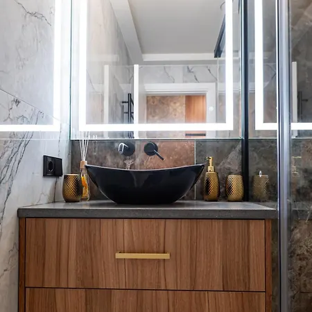 Διαμέρισμα Amj Royal - 110 - Latte *